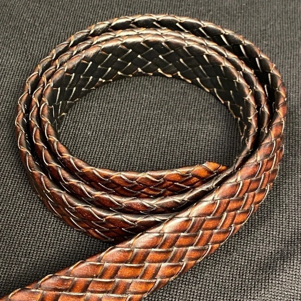 TASSO ELBA men's Sz: 42 Fashion dress belt brown braided woven bonded Leather